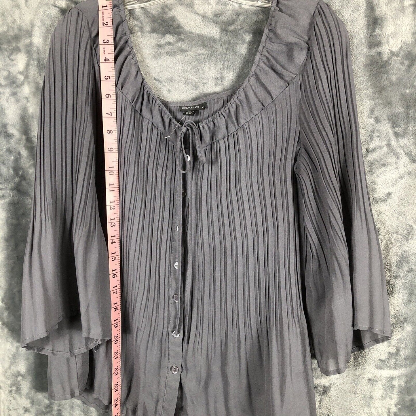 Piano Women’s Pleaded Button Blouse Size M