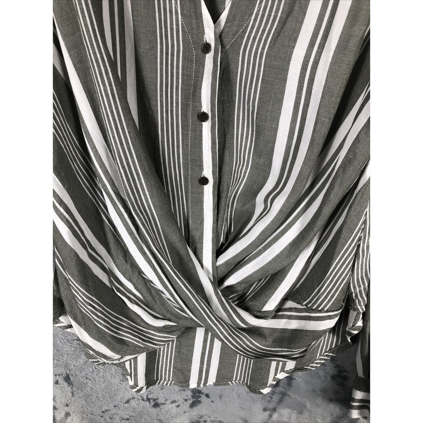 ANA New Apparel Shirt Women’s Blouse Size Adult Small