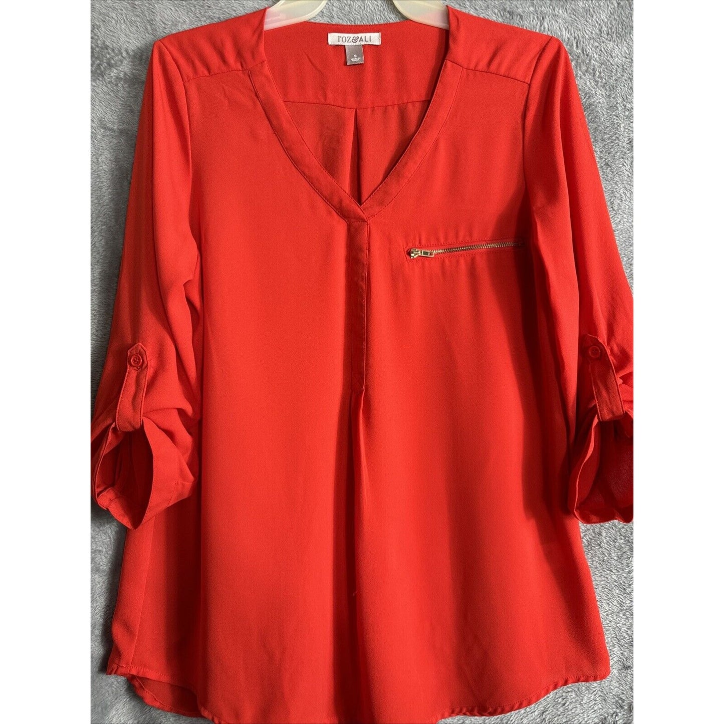 Roz & Ali Top Woman’s Small Red Blouse