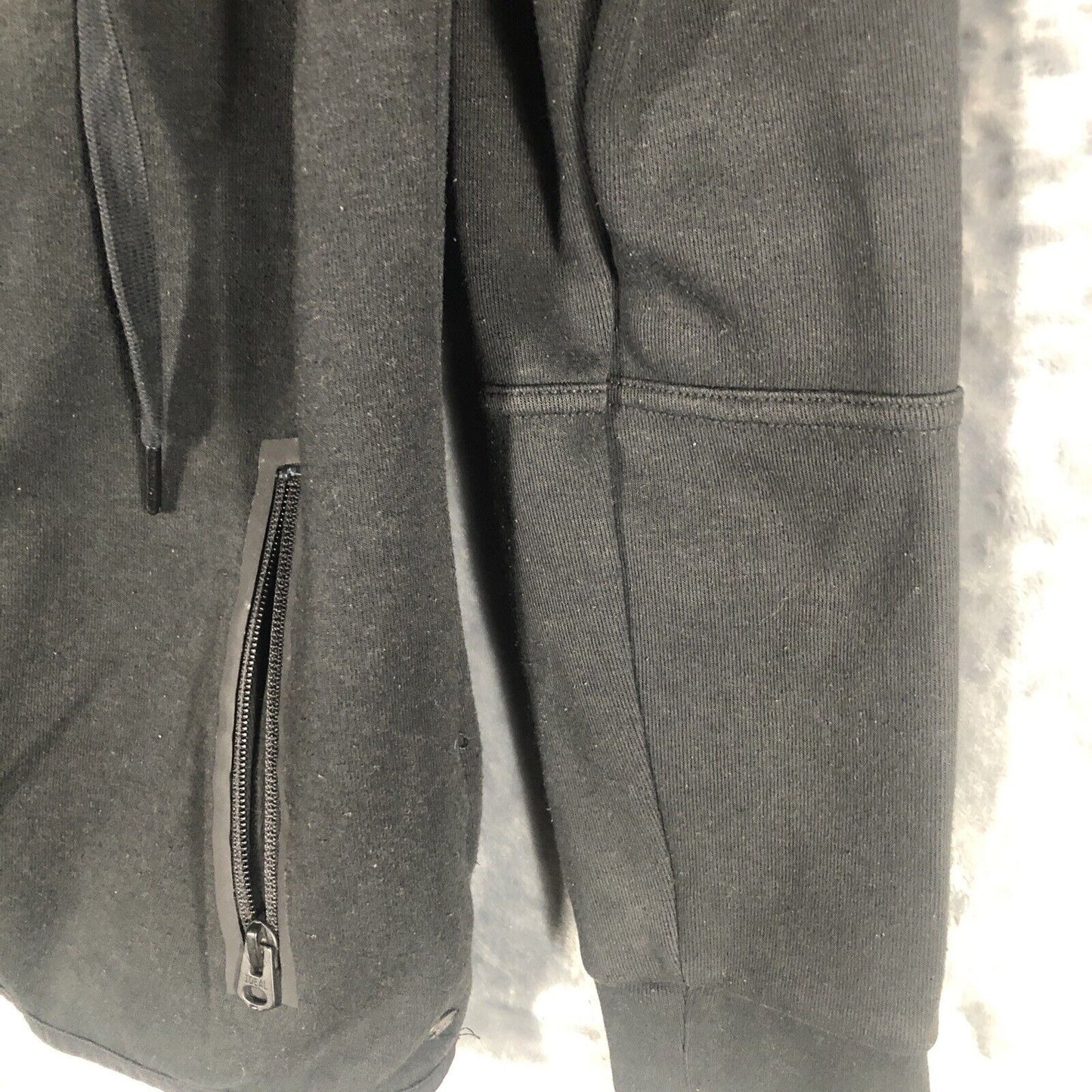 American Eagle Sweater Men’s Black Zip Up Hoodie Sweatshirt Super Soft