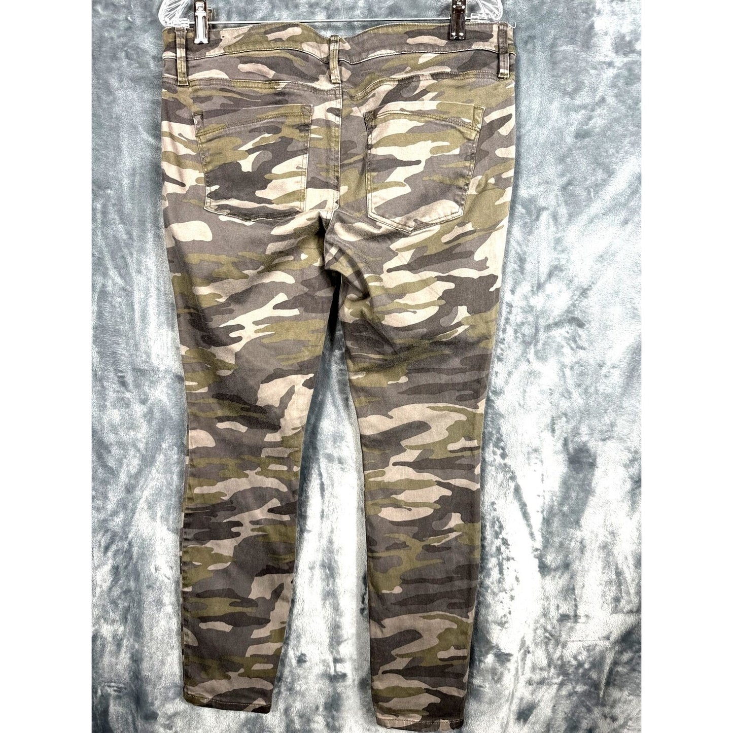 Express Jeans Ankle Legging camouflage size 12 girls