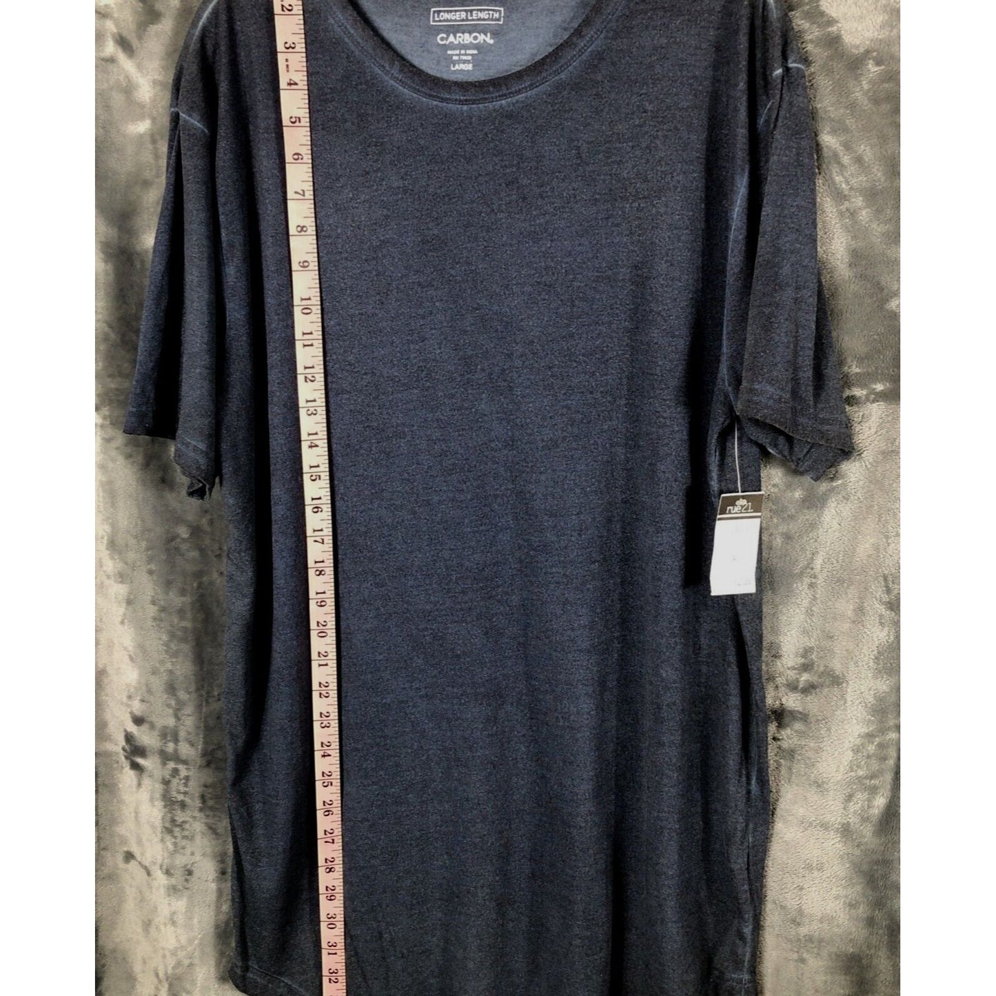 Carbon Men’s Shirt Large Blue/Gray Longer Length  T-Shirt New Long Length