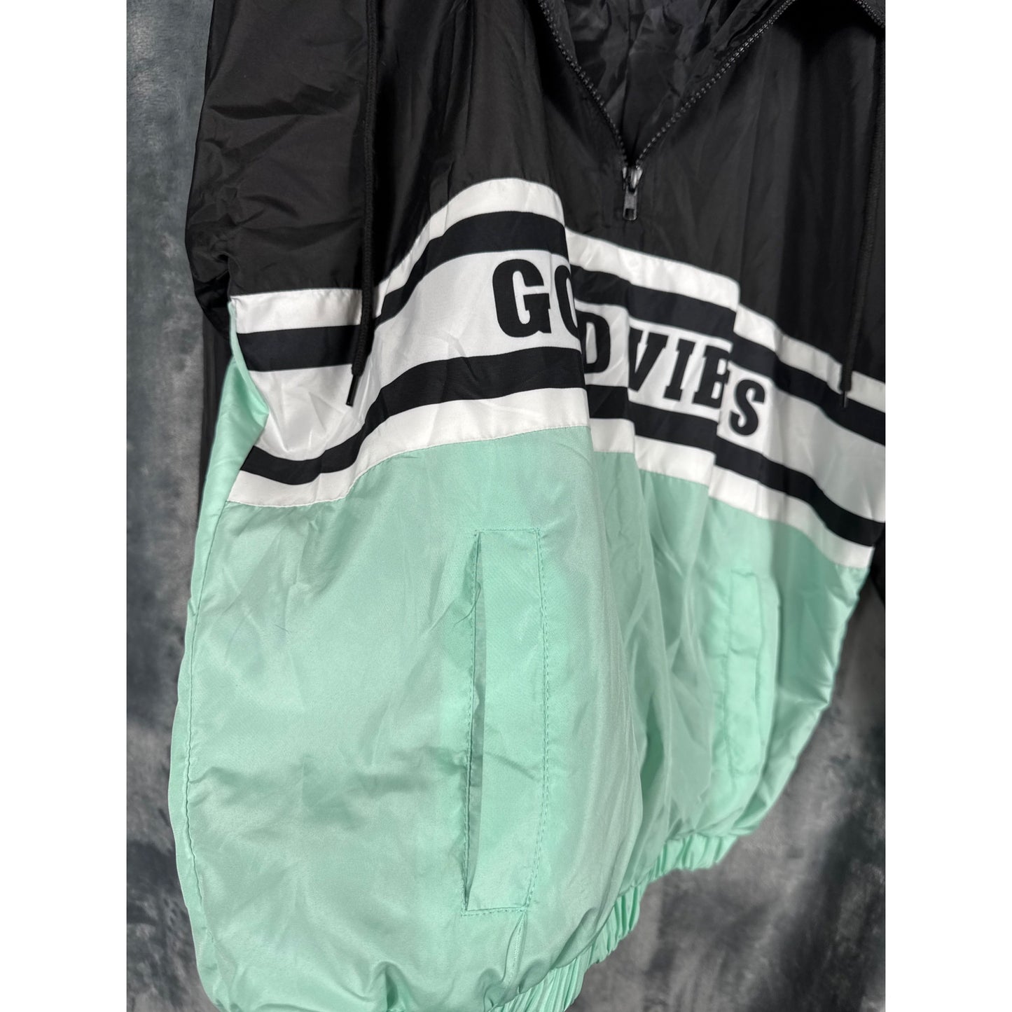 Riley & James "Good Vibes" Windbreaker Jacket M Black & Mint