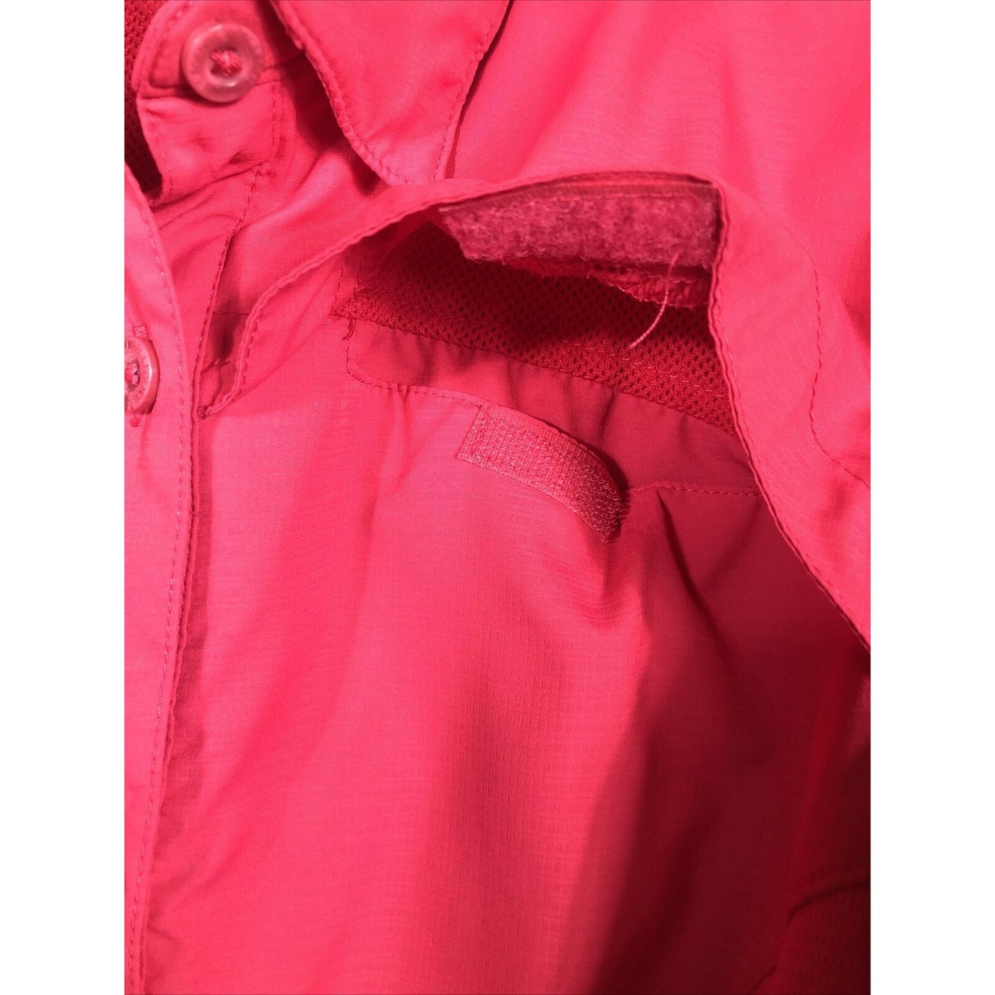 Reel Legends Woman’s Fishing Shirt Outdoor Performance Long Sleeve Button Up