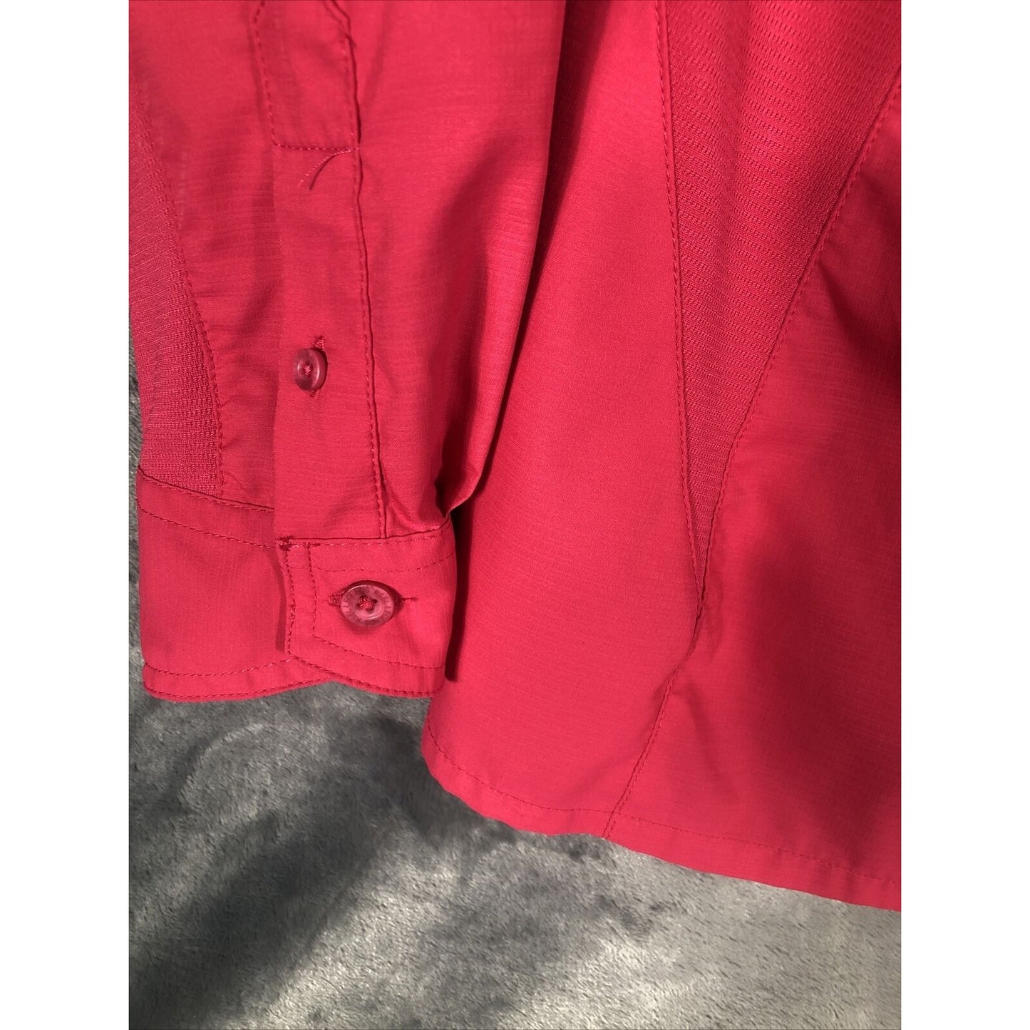 Reel Legends Woman’s Fishing Shirt Outdoor Performance Long Sleeve Button Up