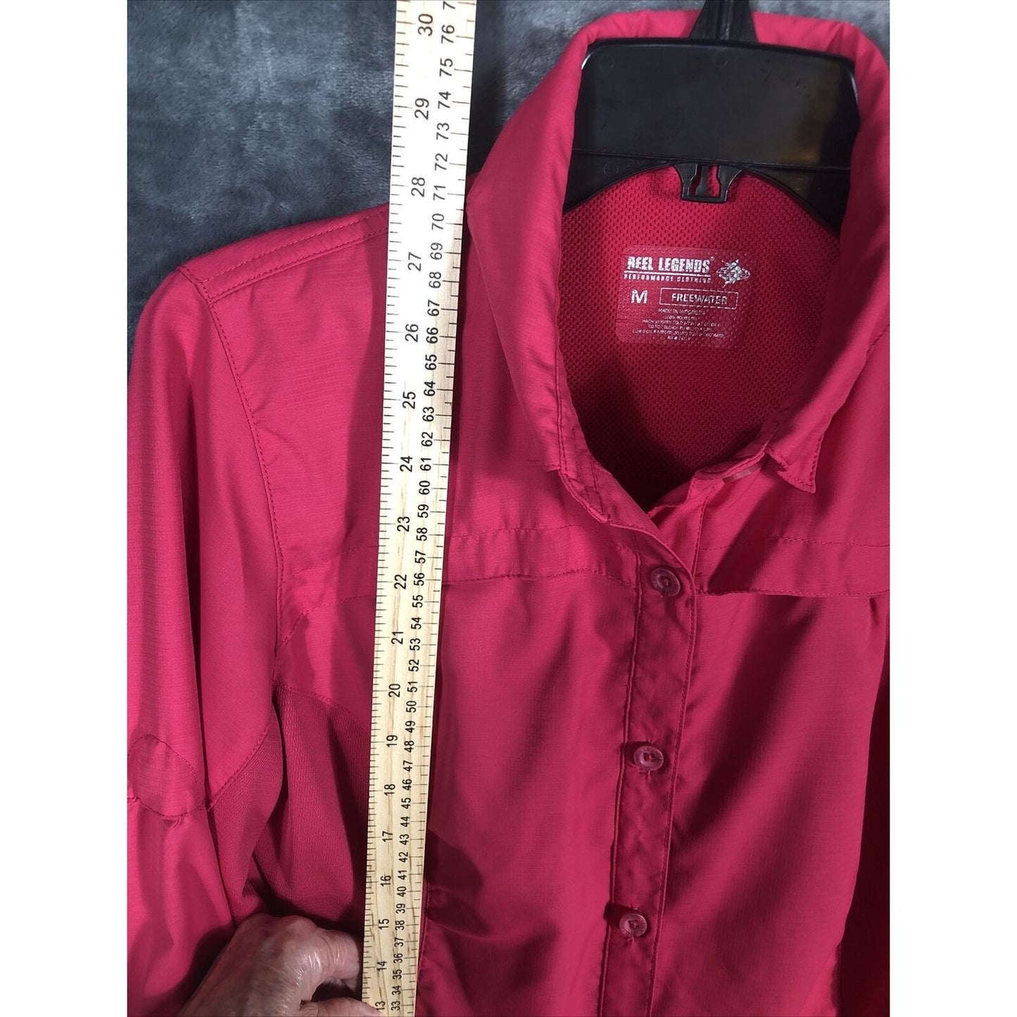 Reel Legends Woman’s Fishing Shirt Outdoor Performance Long Sleeve Button Up