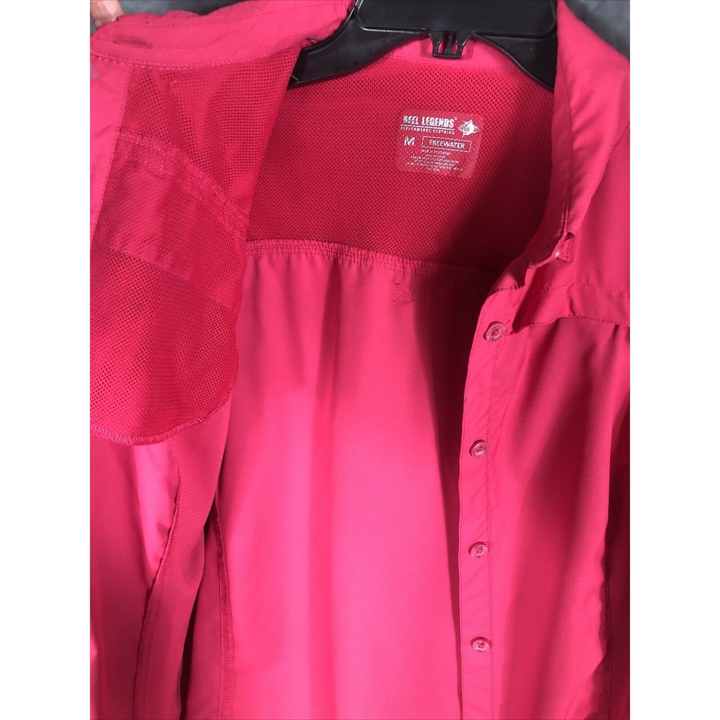 Reel Legends Woman’s Fishing Shirt Outdoor Performance Long Sleeve Button Up