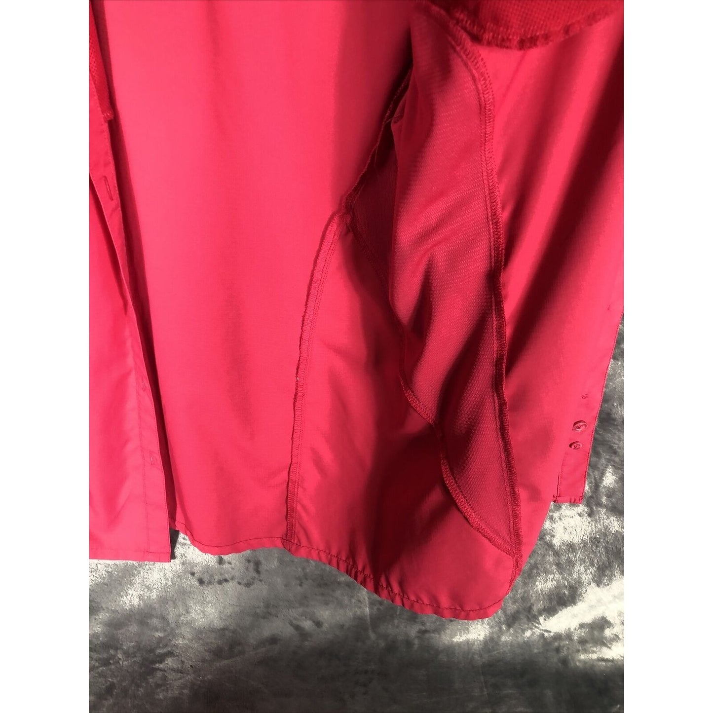 Reel Legends Woman’s Fishing Shirt Outdoor Performance Long Sleeve Button Up