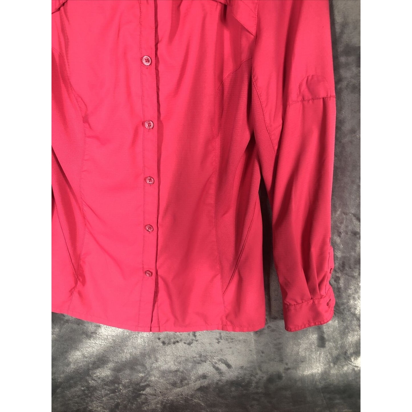 Reel Legends Woman’s Fishing Shirt Outdoor Performance Long Sleeve Button Up