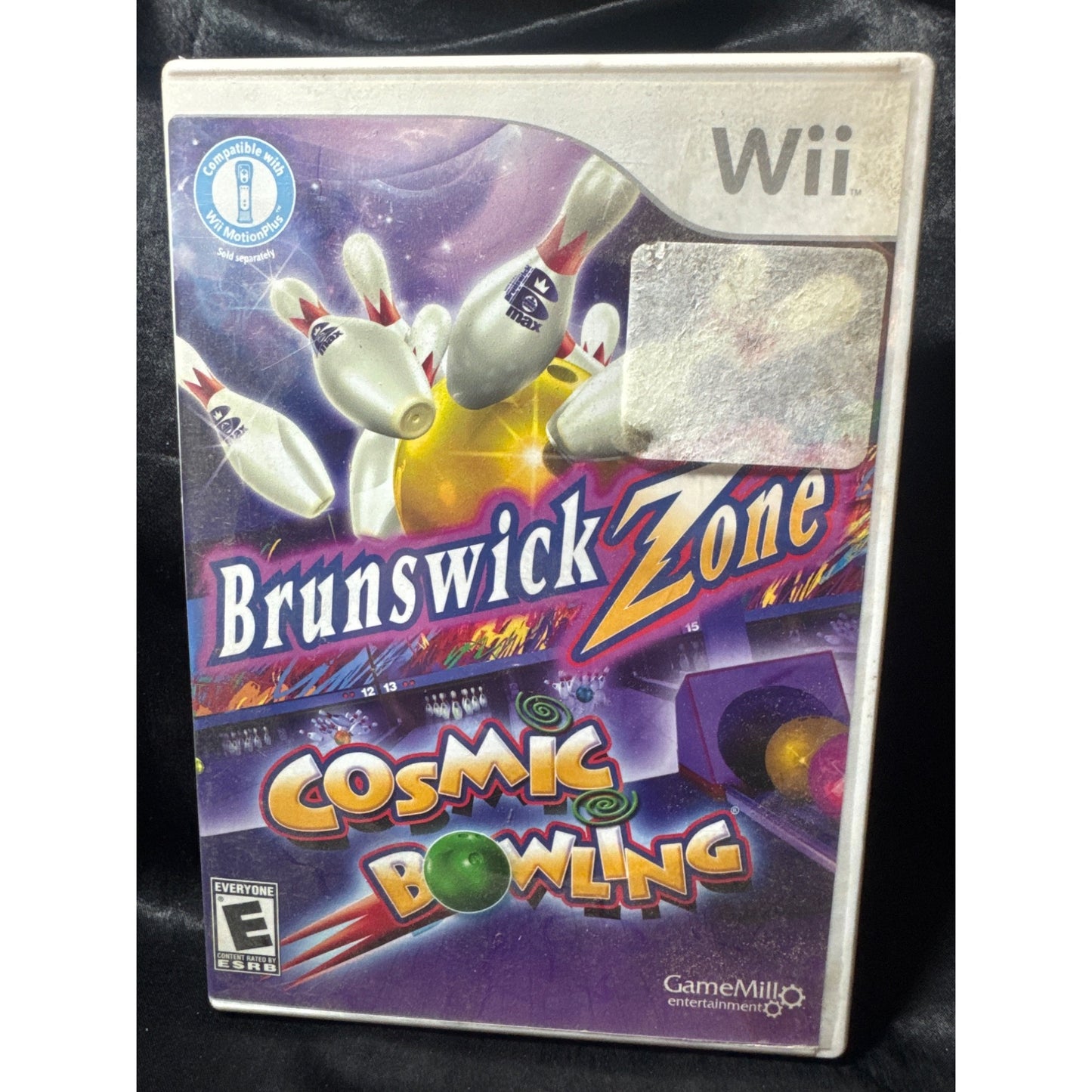 Brunswick Zone Cosmic Bowling Wii Game Complete With Case