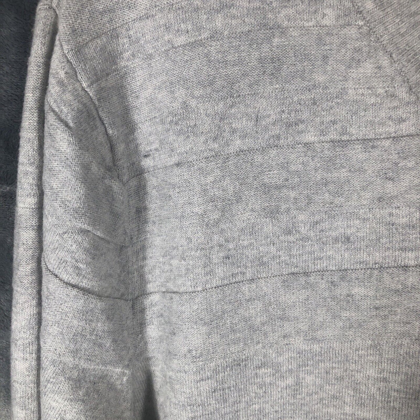The North Face Sweater Men’s Gray Size Large Long Sleeve Shirt