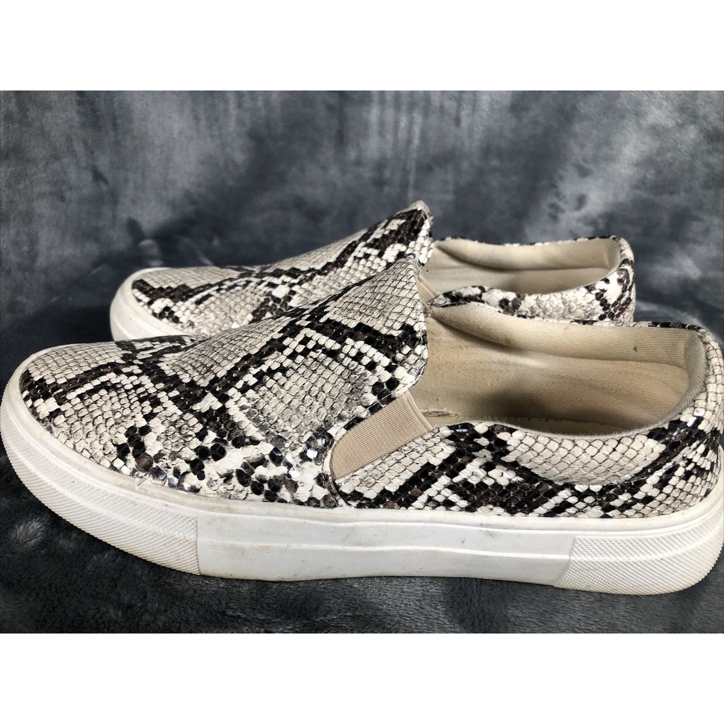 Coconuts Snakeskin Shoes Woman’s slip on Shoe Adult Size 8