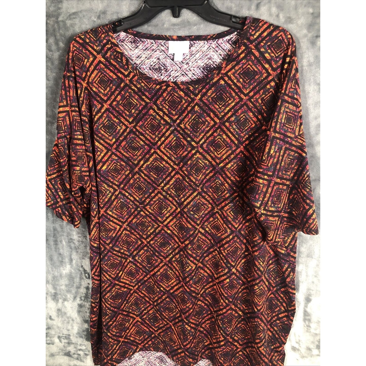 LuLaRoe Womens Shirt Short Sleeves Top Size Adult XL