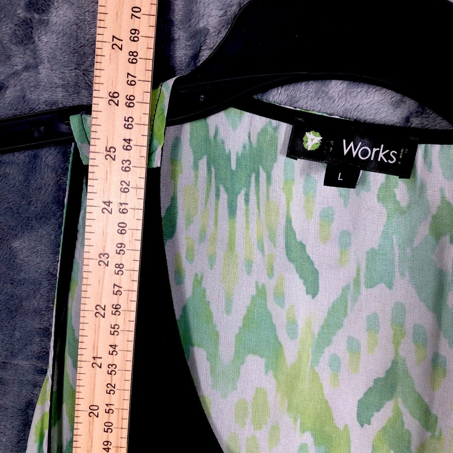 Crazy Wrap Thing Women’s It Works Tank Top Size Large Black And Green Bling