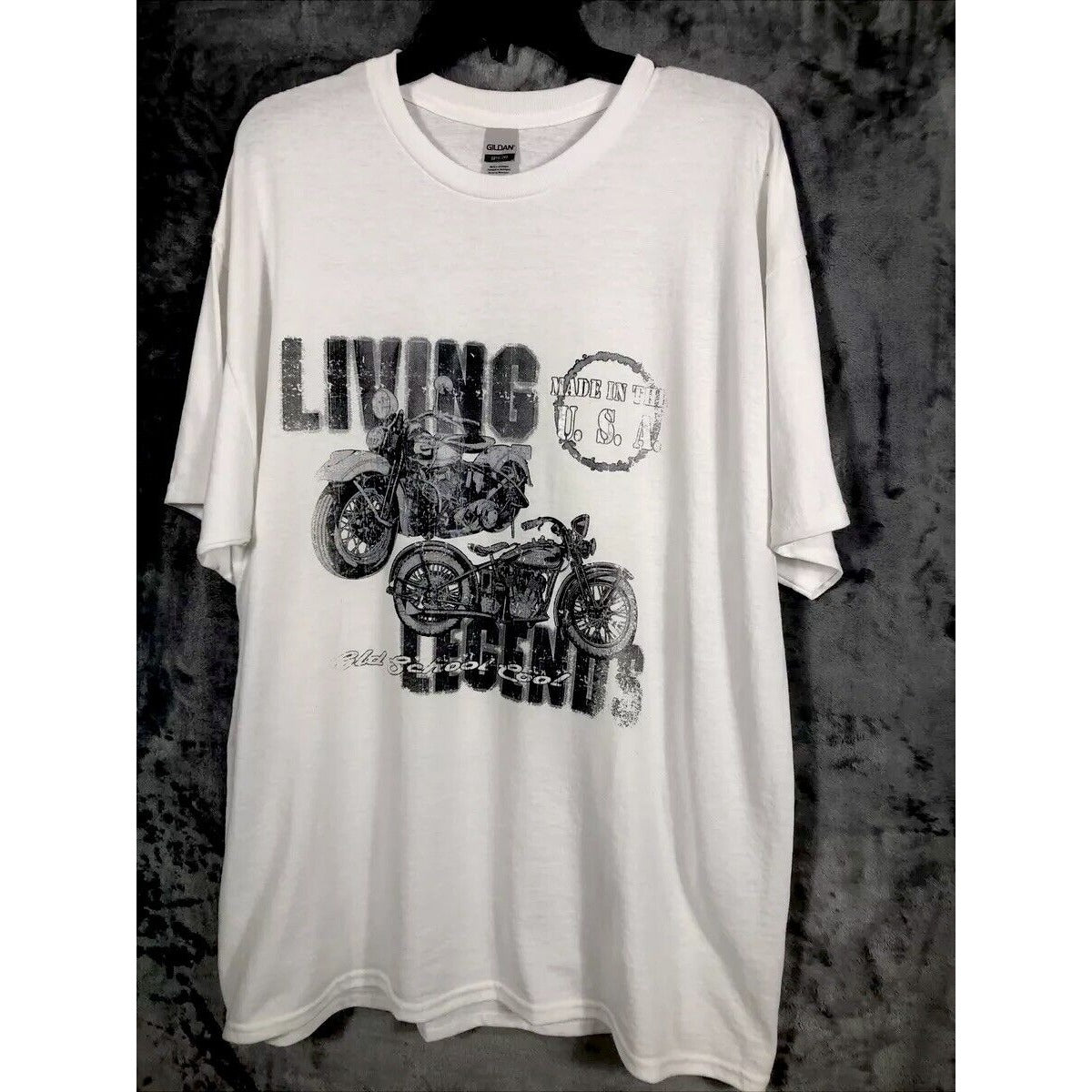 Men’s White T-Shirt Old School Living Legends Shirt Size Adult  XLarge