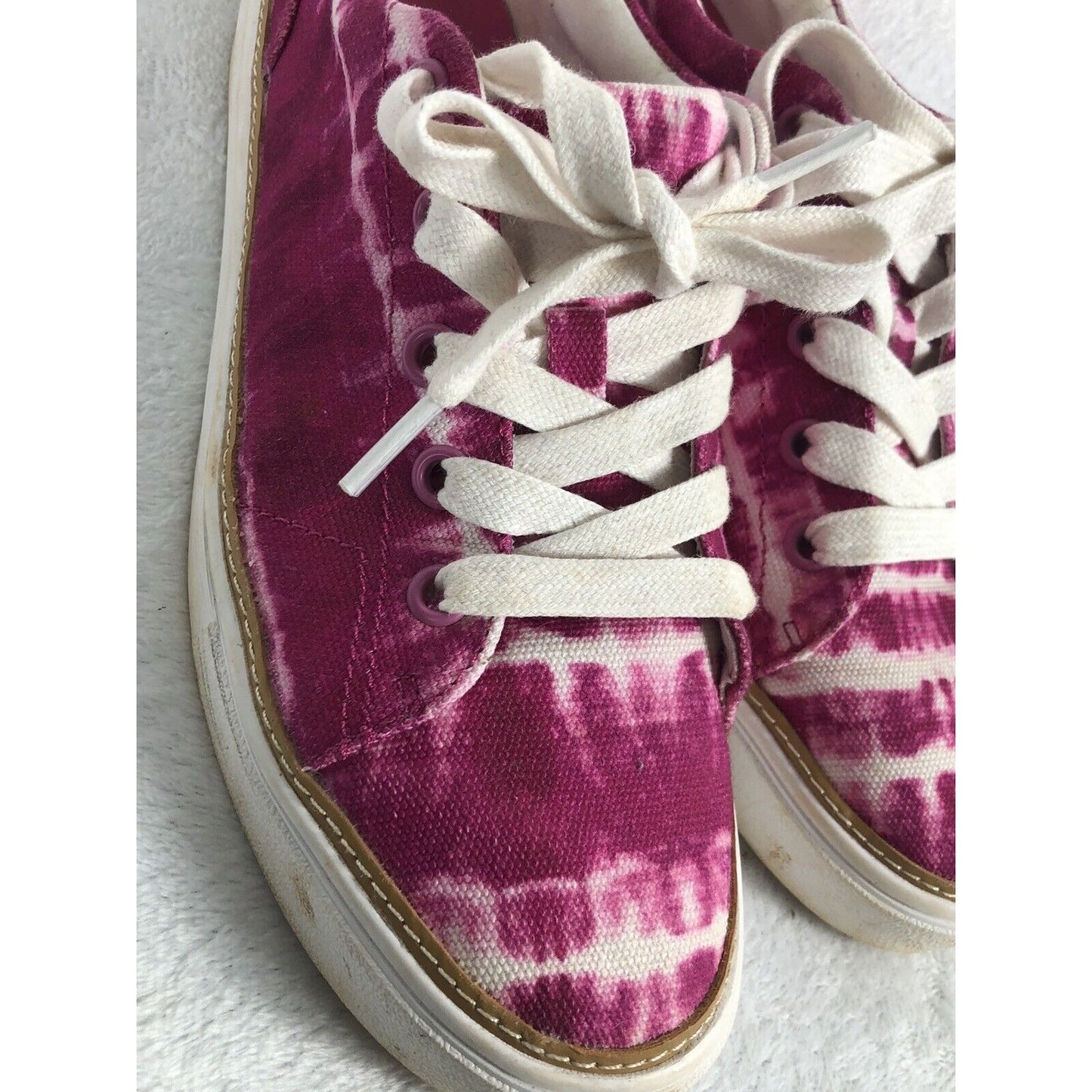 TOMS Shoes Womens 9.5 Pink White Tie Dye Sneakers Casual Canvas Alex