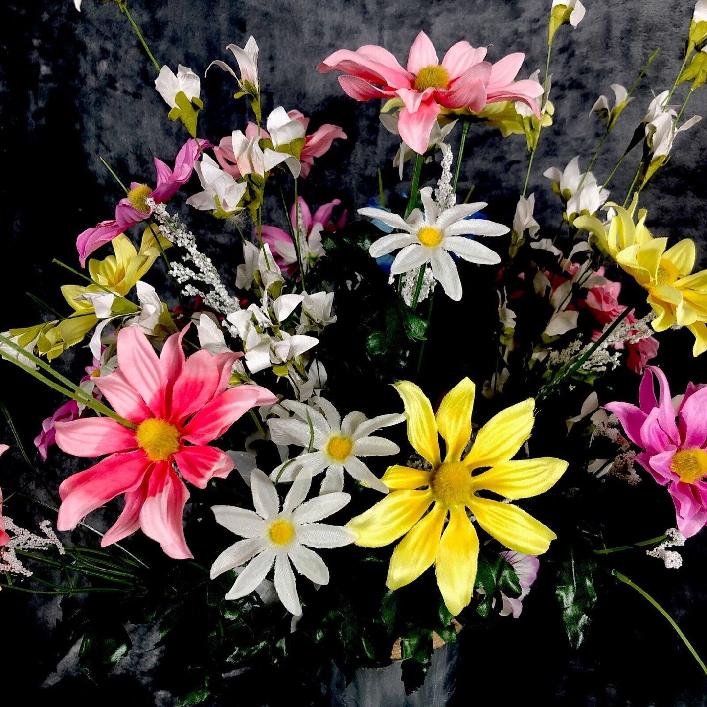 Artificial Flower Arrangement Silk Spring Bouquet New Floral Arrangement