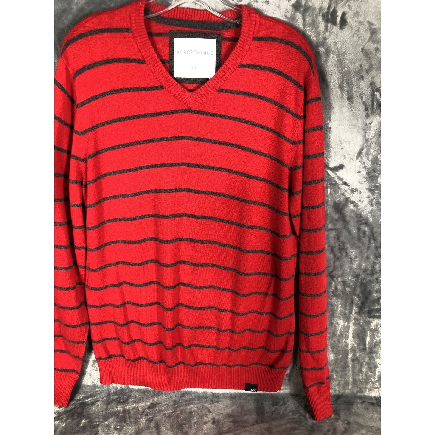 Aeropostale Sweater Men’s Adult Large Red And Gray Striped V-Neck Pullover A87