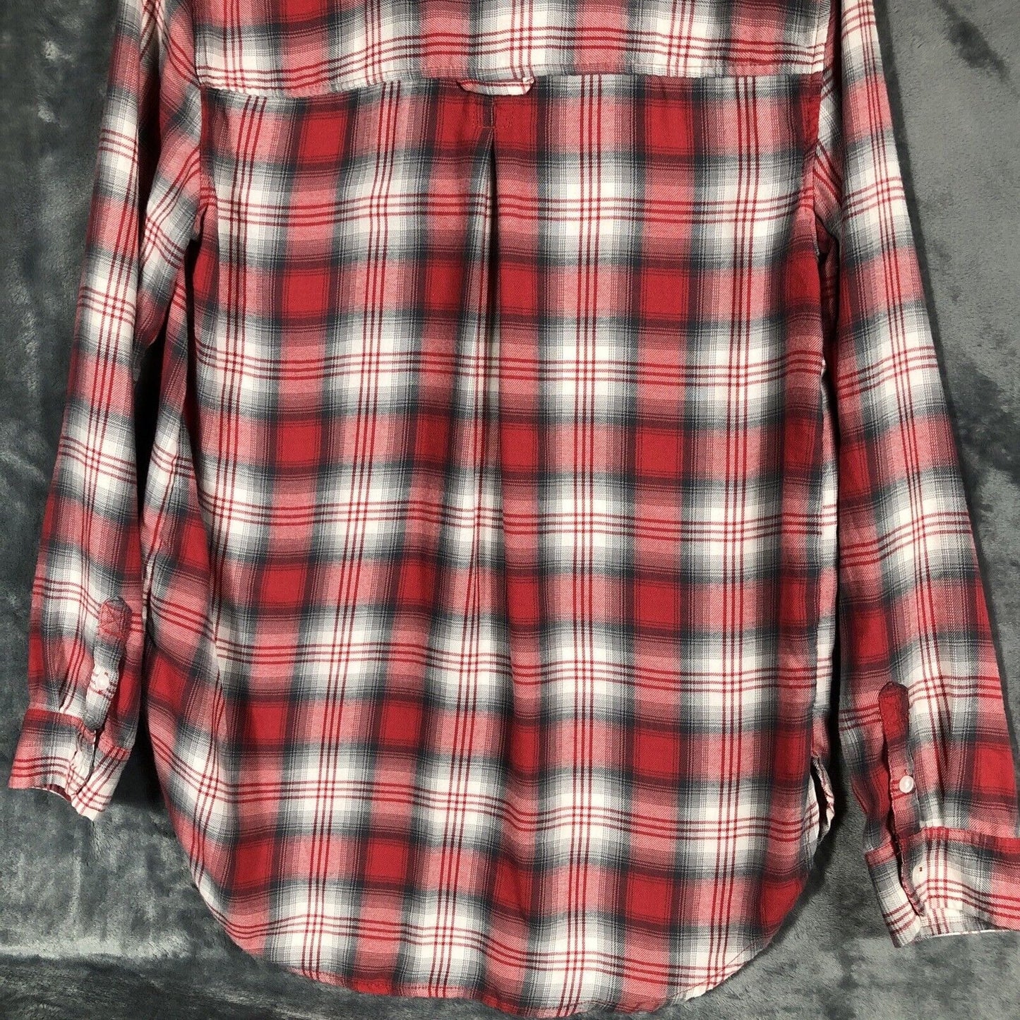 American Eagle Womens Red Plaid Long Sleeve Amazingly Soft Button Up Size M