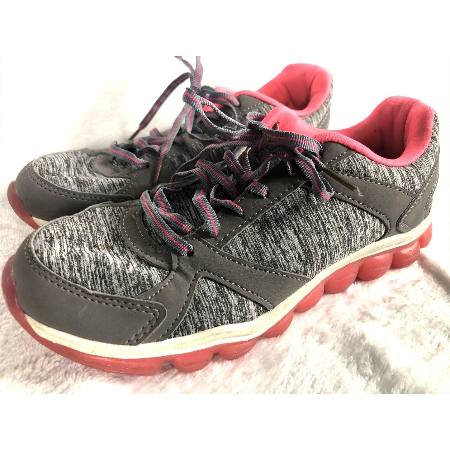 Danskin Women’s Sneakers Gray Pink Adult Size 6 1/2