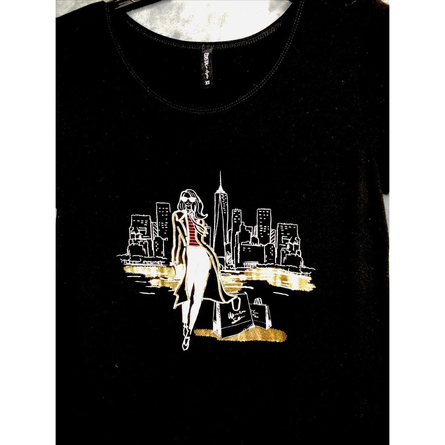 Edista Los Angeles Shirt New York City Skyline Lady Shopping Woman’s X Small