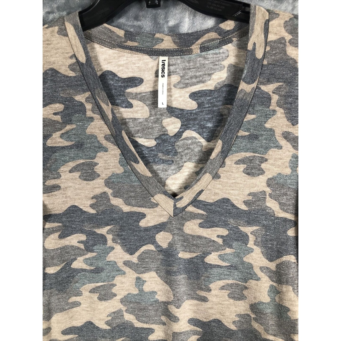 Tresics Top Camouflage Shirt Woman’s V-neck Long Sleeve Tee Shirt Adult Large