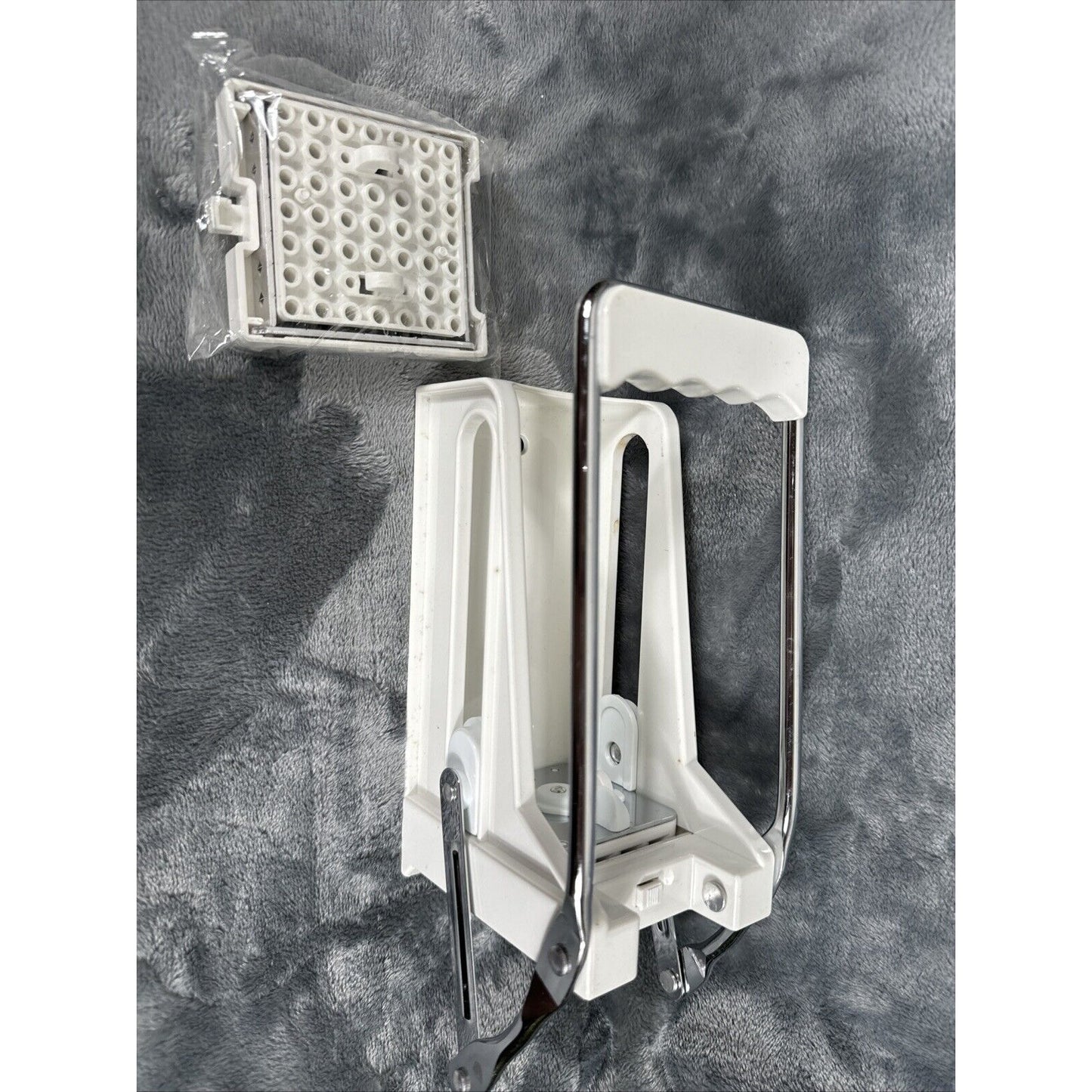 French Fry Maker Progressive International With Thick & Thin Slicing Options