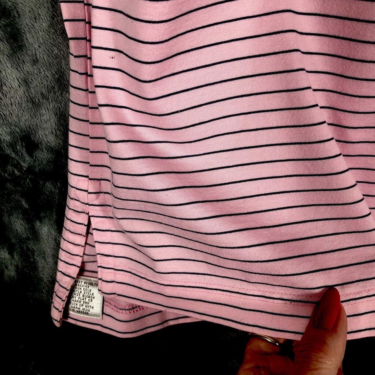 Peter Millar Polo Golf Shirt Pink Stripped ￼Extra-Large River Hills Logo