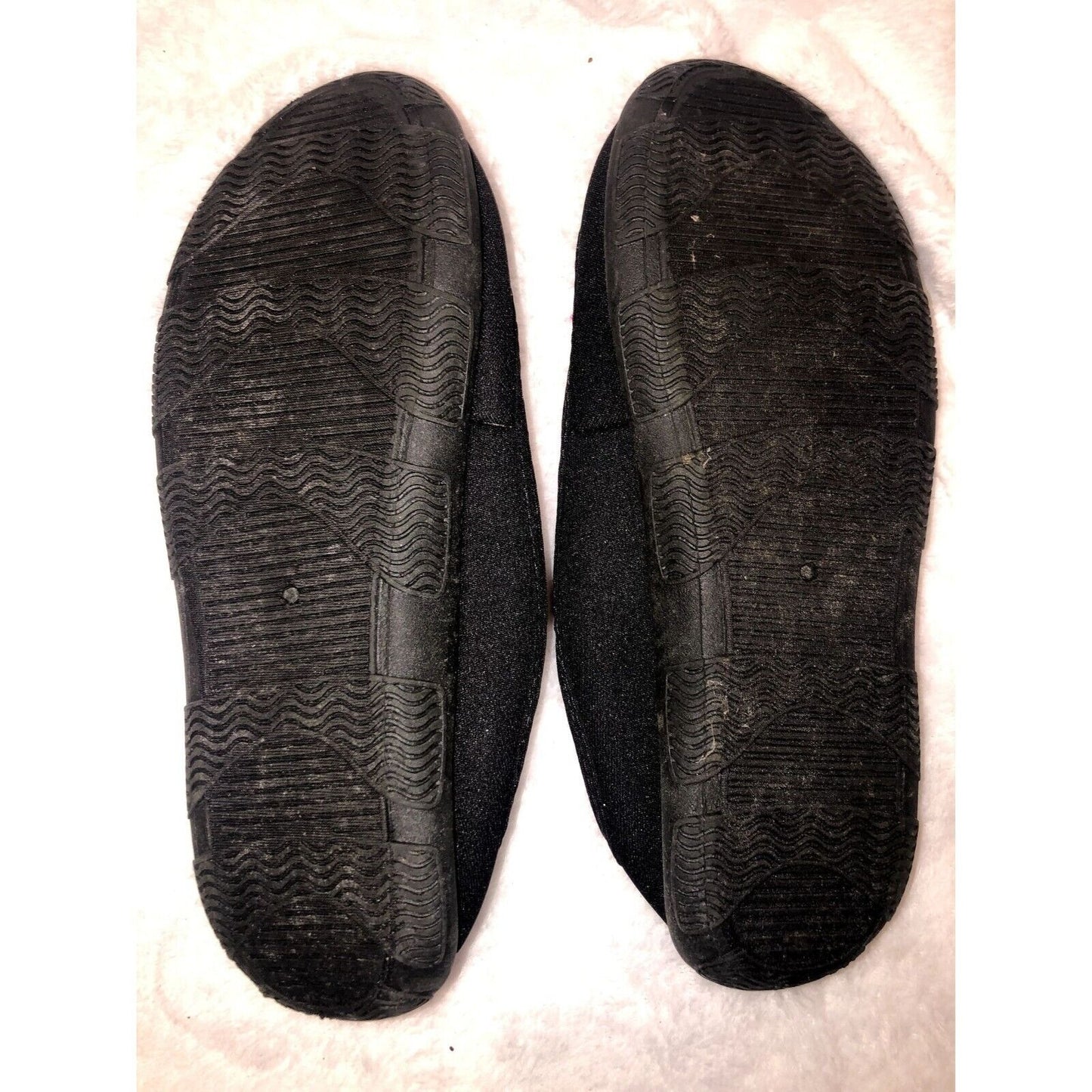 Water Shoes Woman's Pink Size 7-8 Good Condition