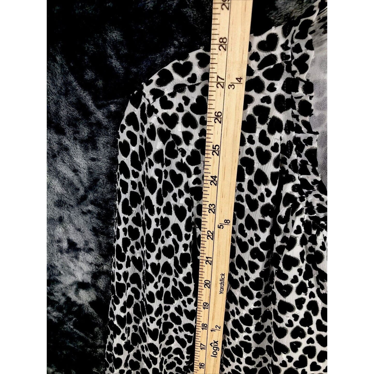 Carolina Belle Woman's Blouse Long Sleeve Animal Print Top Size L Black & White Polyester