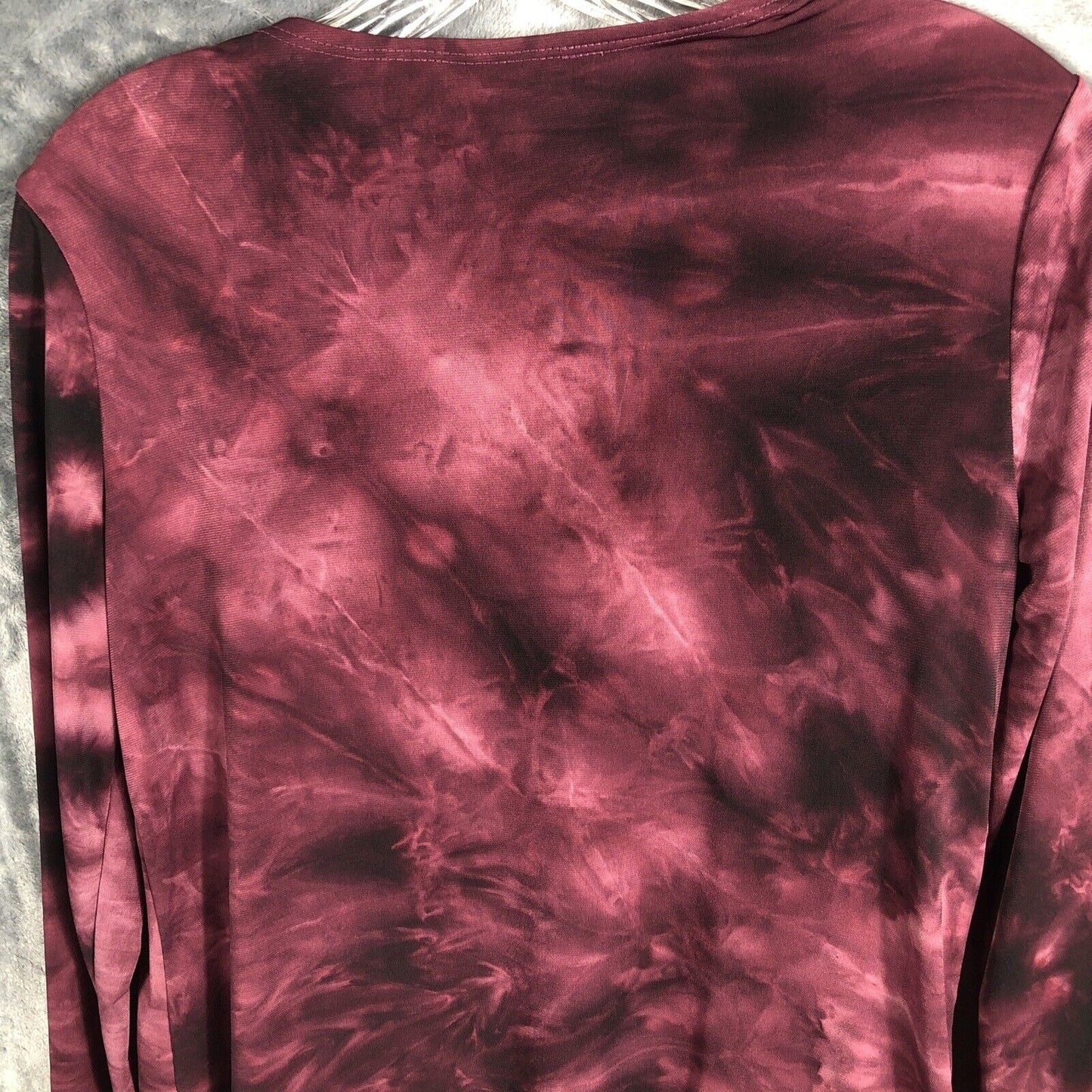 Kim Rogers Top Women’s Petite Small  Burgundy Sequined Shirt