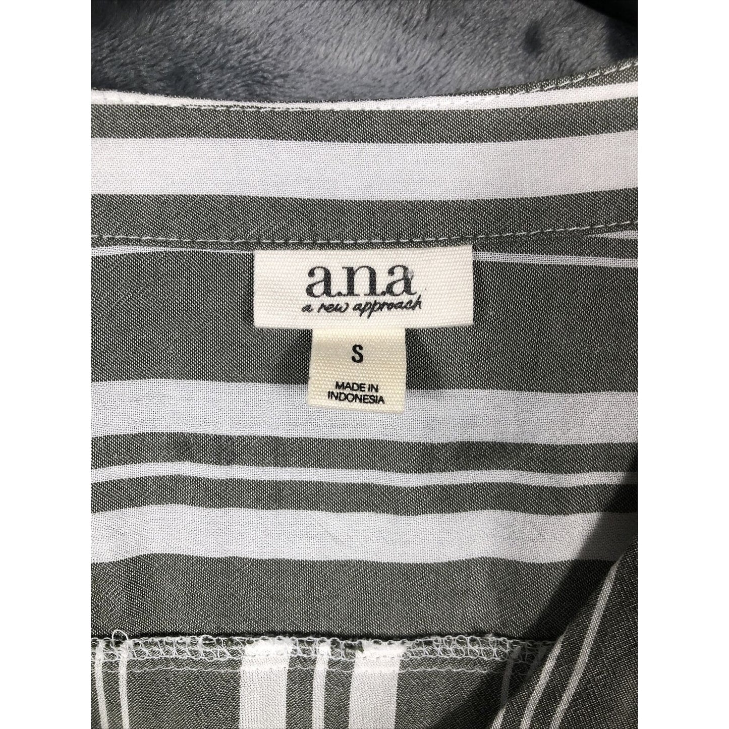 ANA New Apparel Shirt Women’s Blouse Size Adult Small