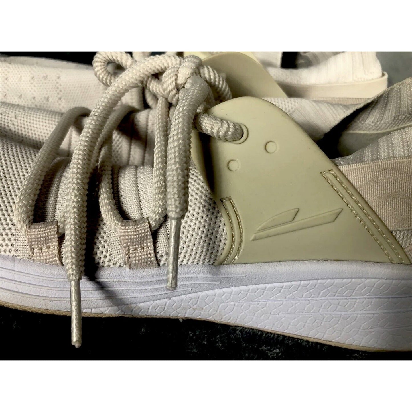 C9 Champion Woman’s Motivate Comfort Sneaker Beige  Adult Size 9 1/2