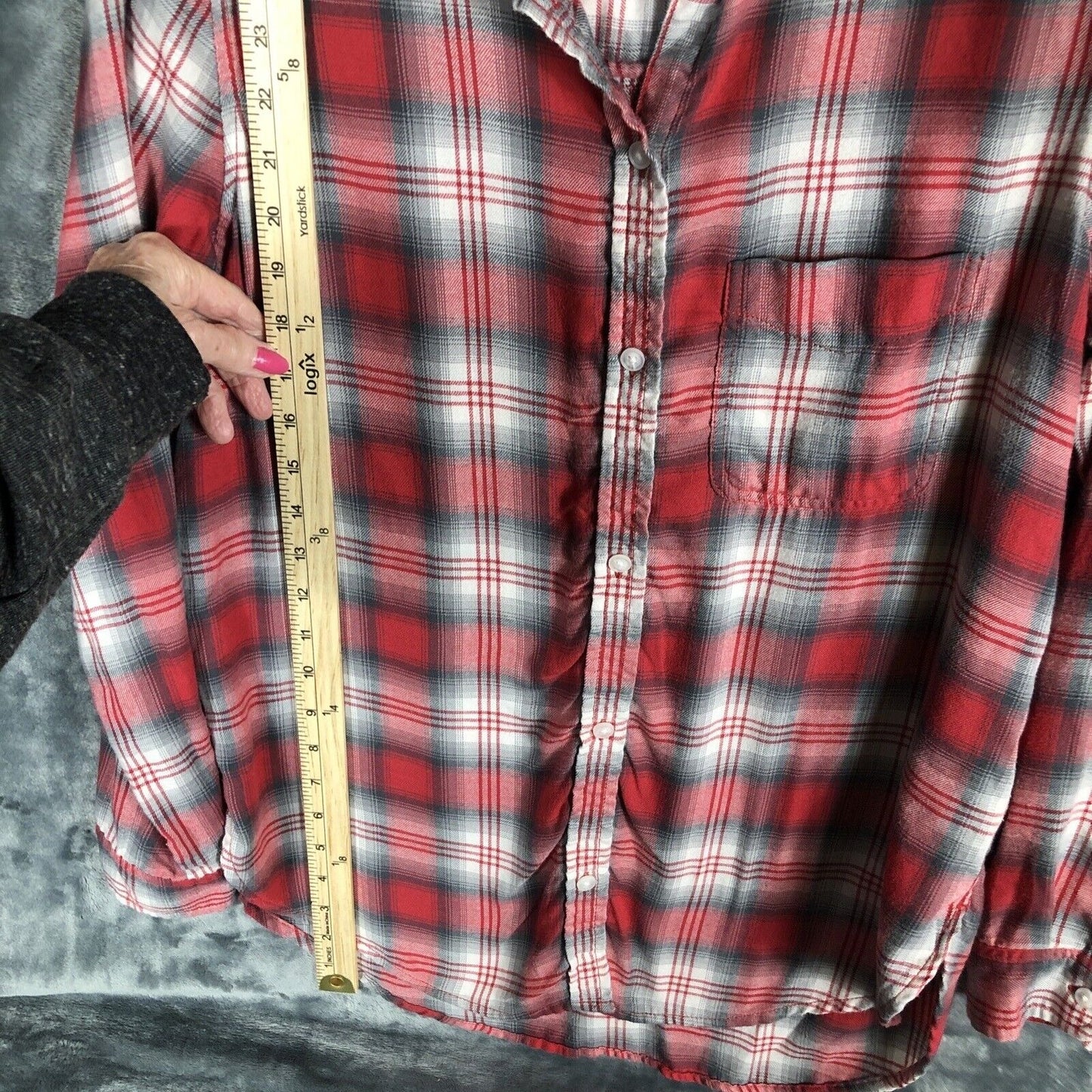 American Eagle Womens Red Plaid Long Sleeve Amazingly Soft Button Up Size M