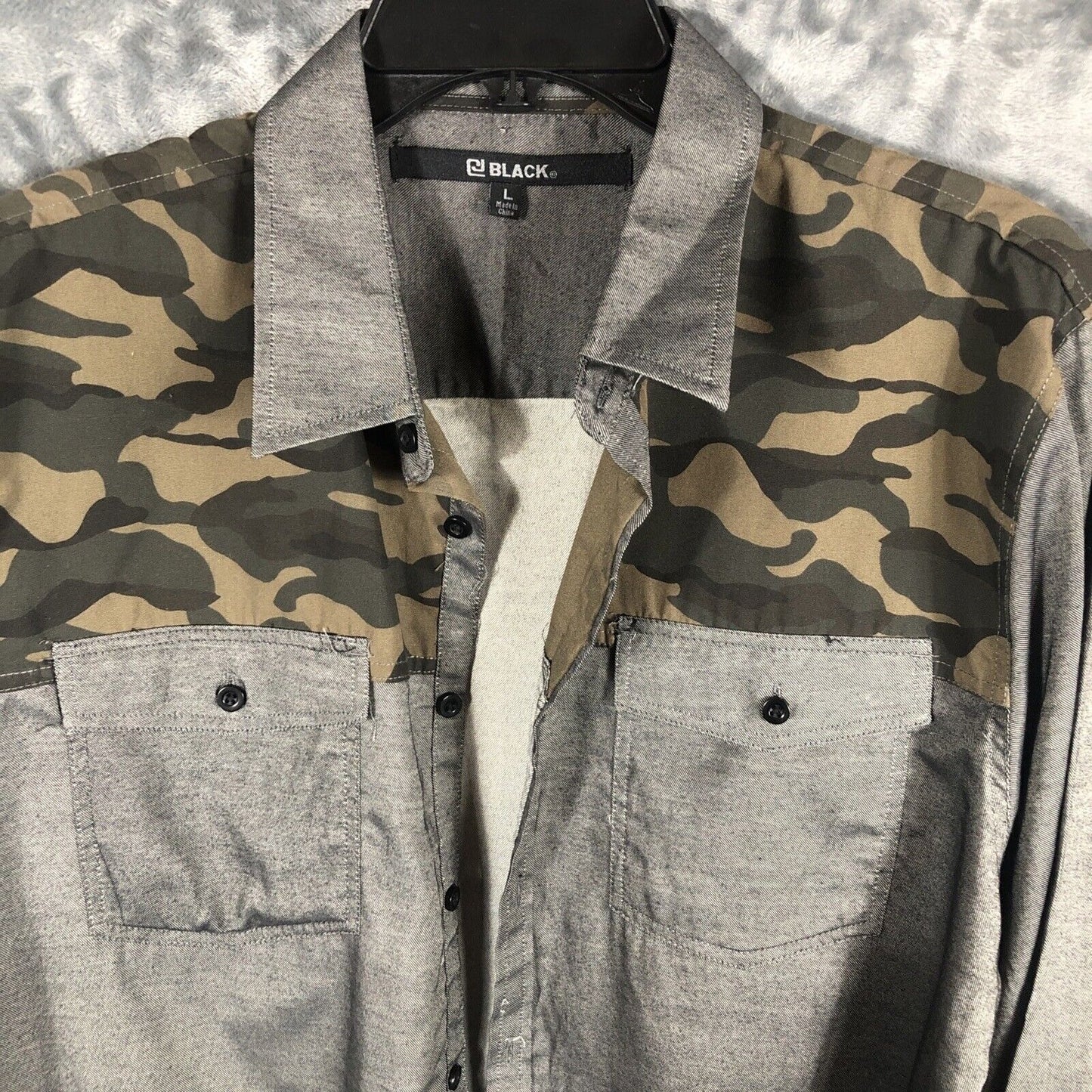 Black Camouflage Men’s Slim Gray Shirt Size Large