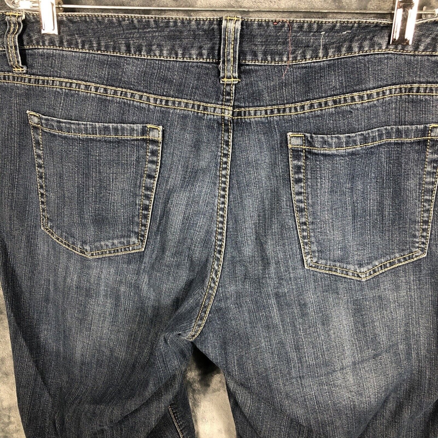 Mossimo Denim Bermuda Shorts Women’s Size Adult 17 Distressed Stretch Fit 6