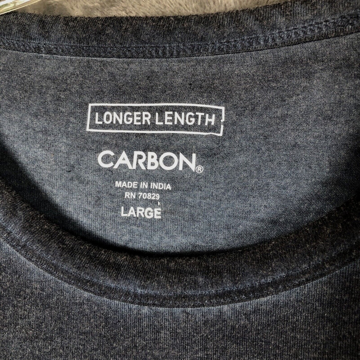 Carbon Men’s Shirt Large Blue/Gray Longer Length  T-Shirt New Long Length