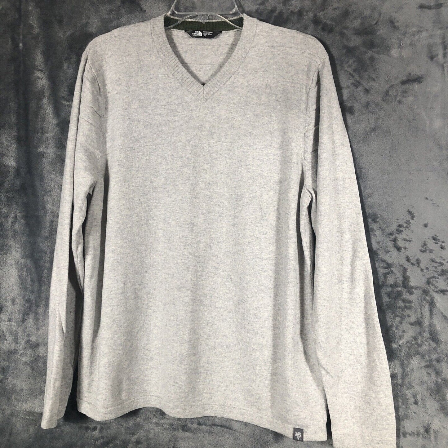 The North Face Sweater Men’s Gray Size Large Long Sleeve Shirt