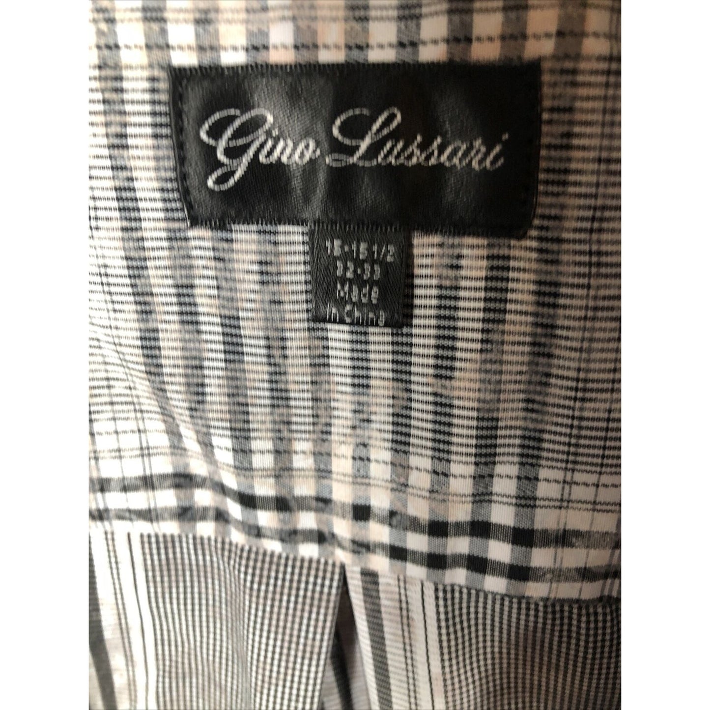 Gino Lussari Men’s Gray Plaid Button Down Adult Size 32-33 Shirt