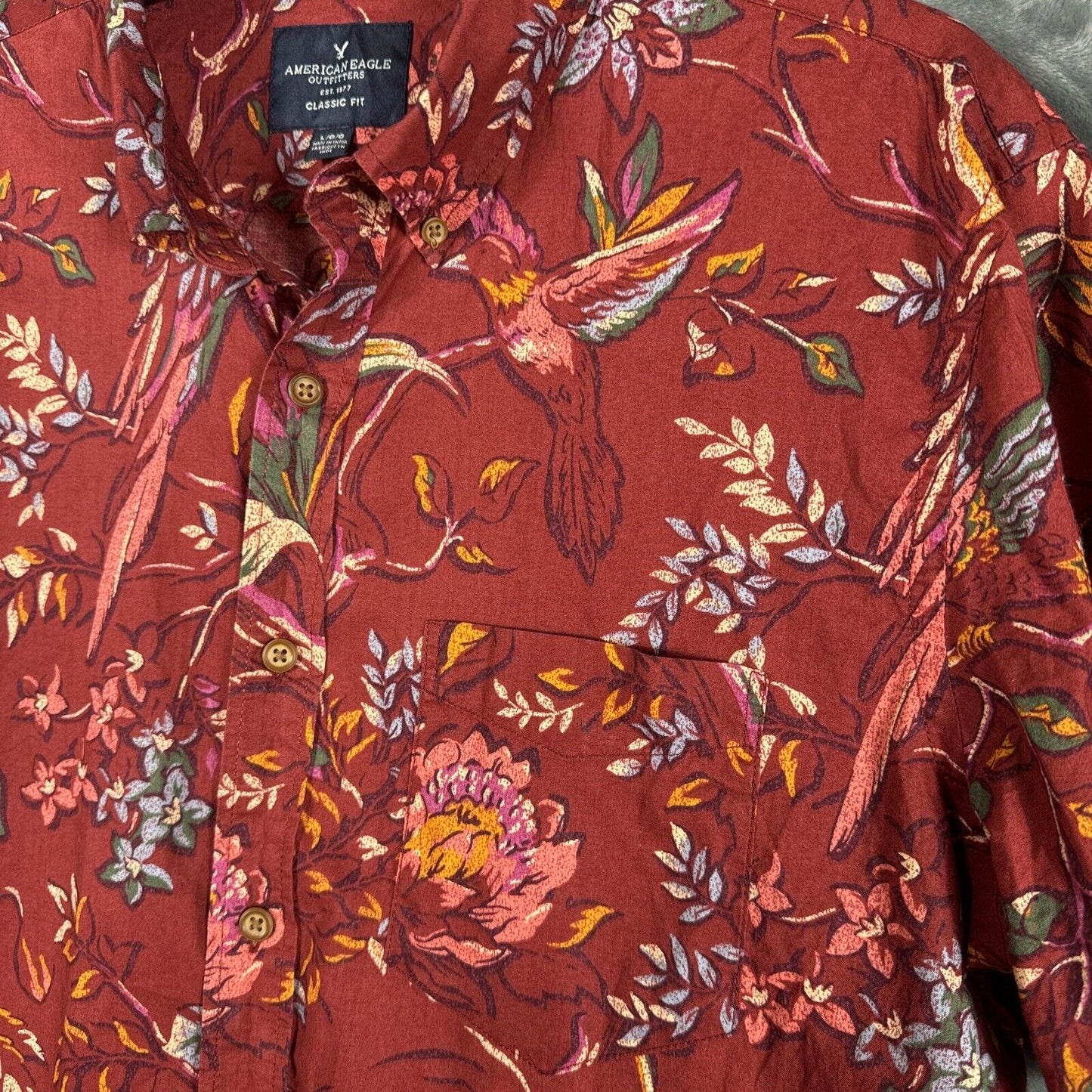 MENS AE AMERICAN EAGLE HAWAIIN TROPICAL SHIRT L ARGE COTTON BUTTON DOWN RED