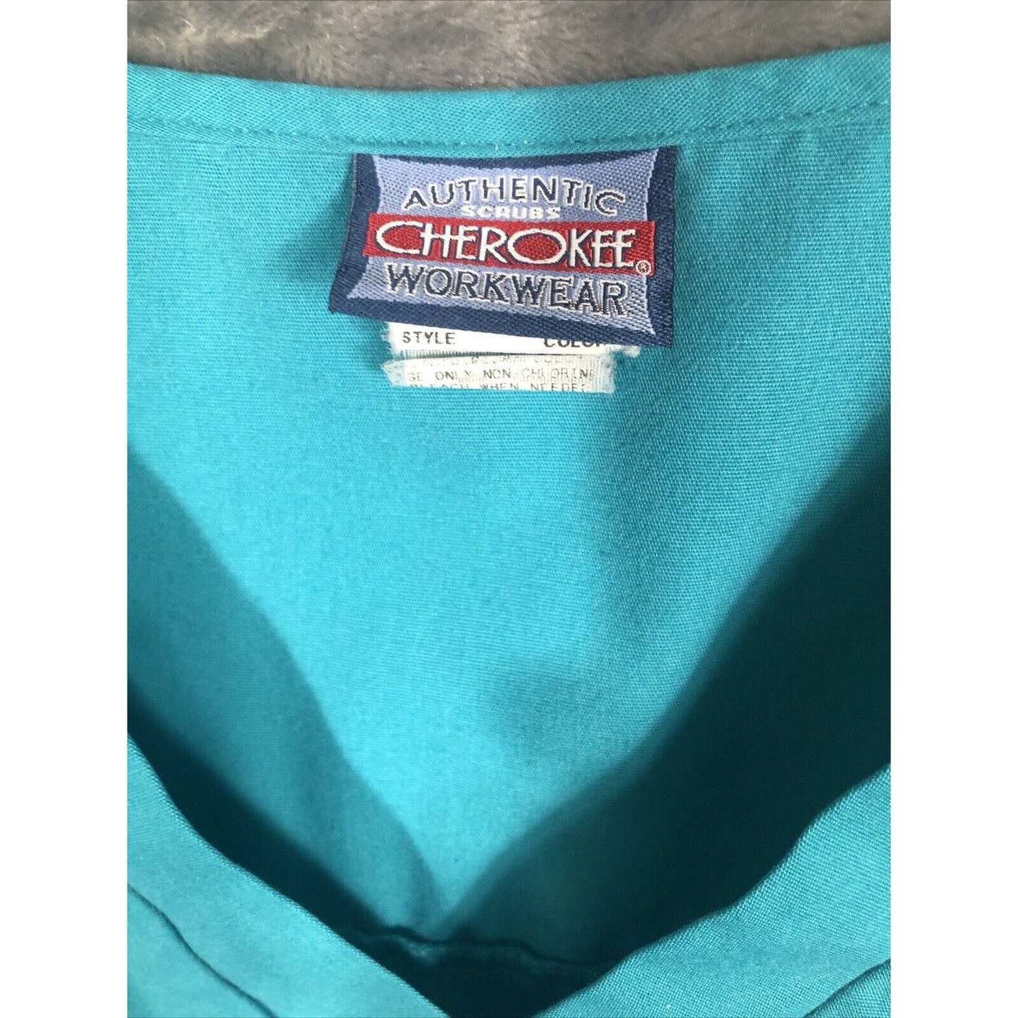 Cherokee Scrubs Unisex Workwear V Neck Scrub Shirt Blue/Green Medical Scrub Top