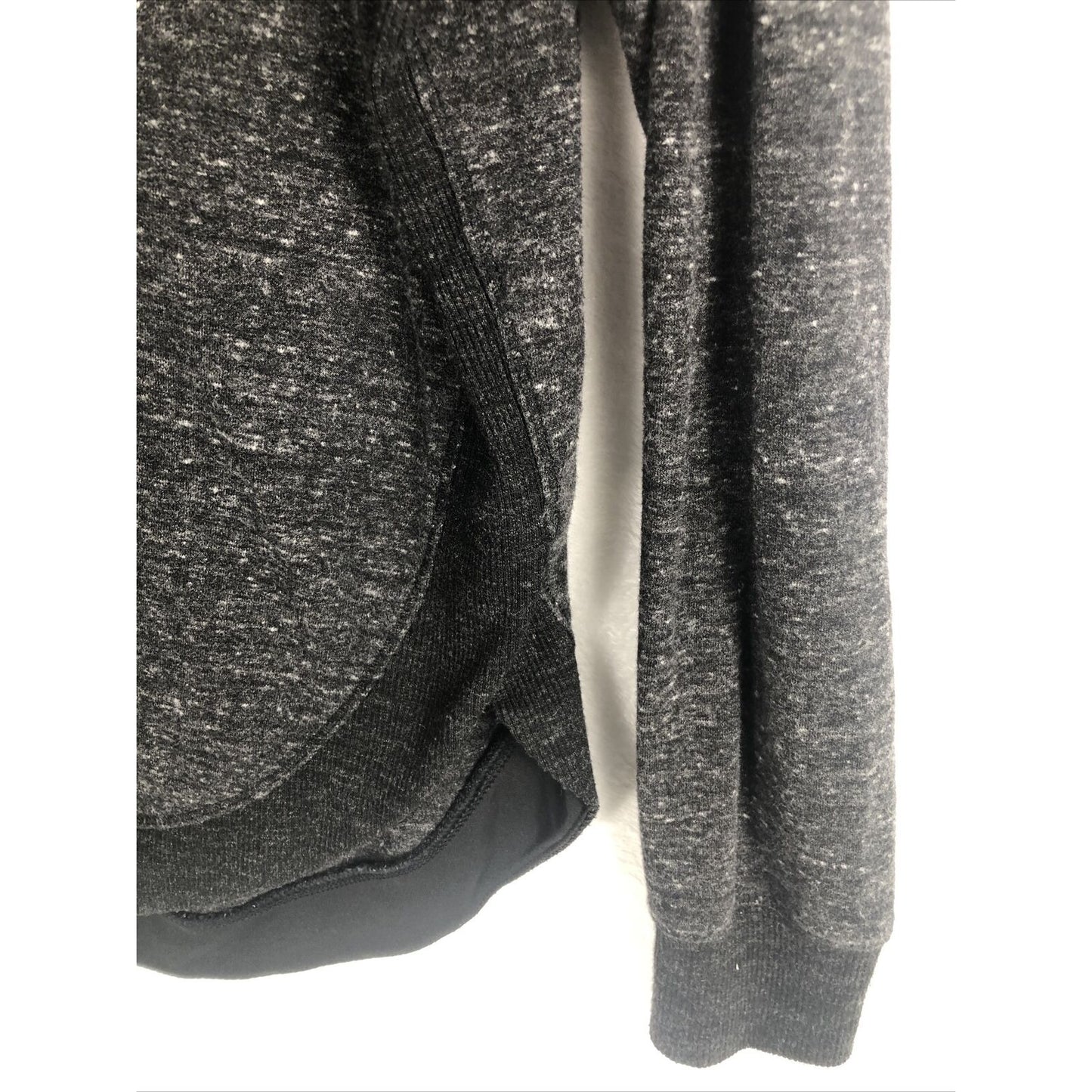 Carrie Underwood Woman’s Pullover Sweater Calistoga Shirt Adult Small