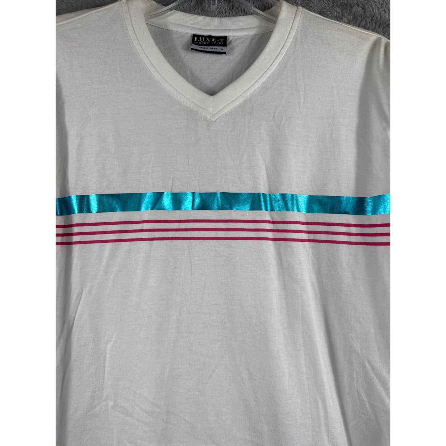 White Luxe-T V-Neck T-Shirt With Blue & Pink Stripe Design Mens Size L Cotton Blend
