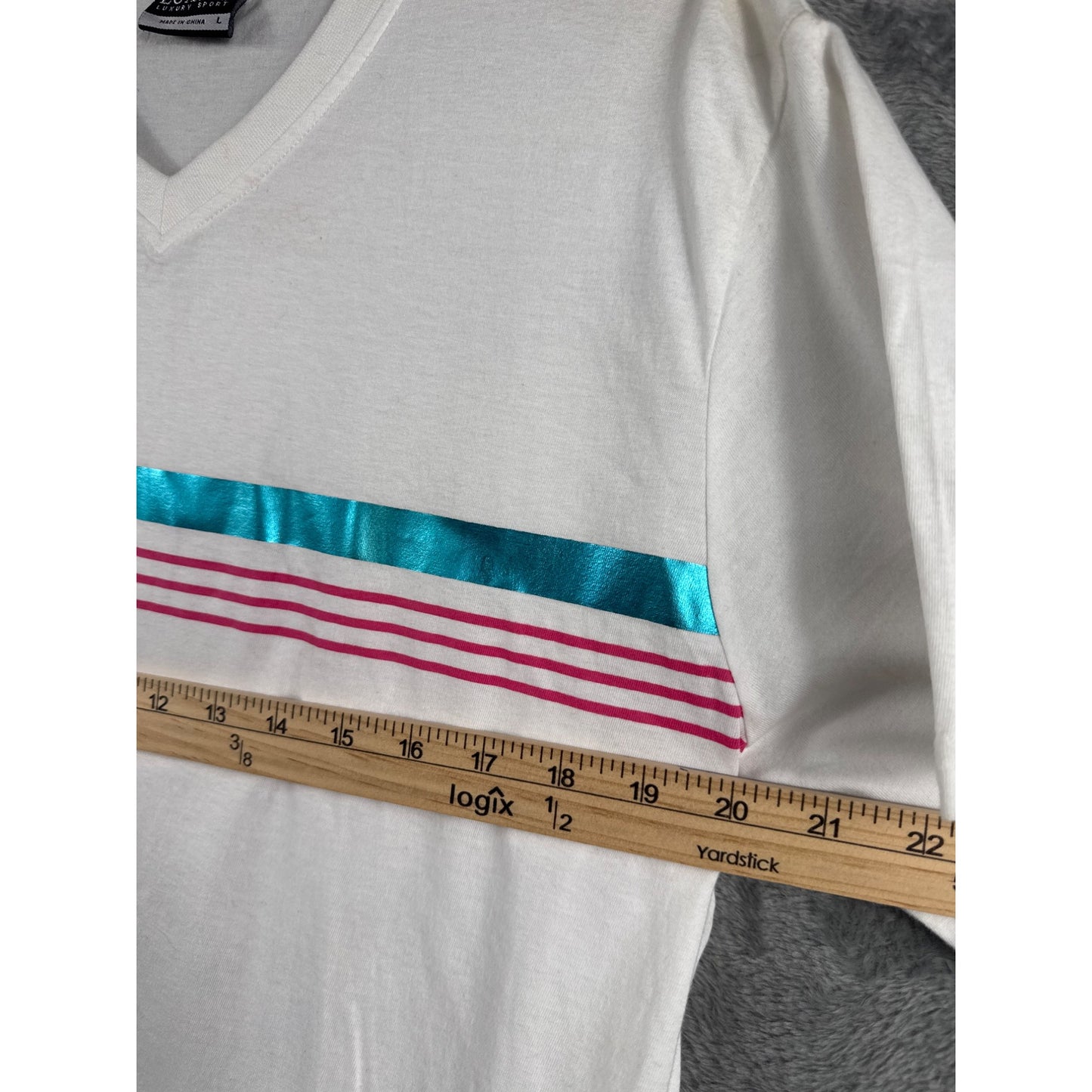 White Luxe-T V-Neck T-Shirt With Blue & Pink Stripe Design Mens Size L Cotton Blend