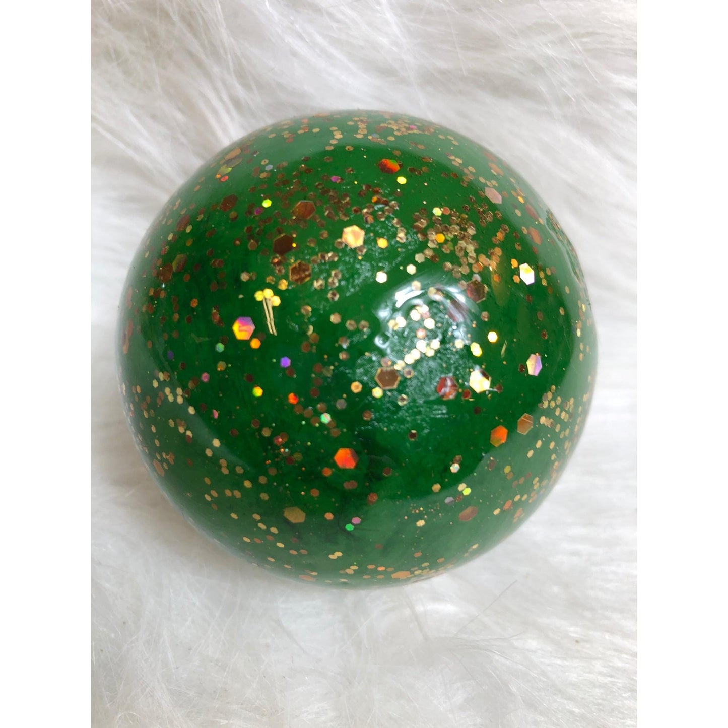 Elegant Green & Gold Glitter Christmas Ornaments: Hand-Painted Baubles for Festive Holiday Tree Decor