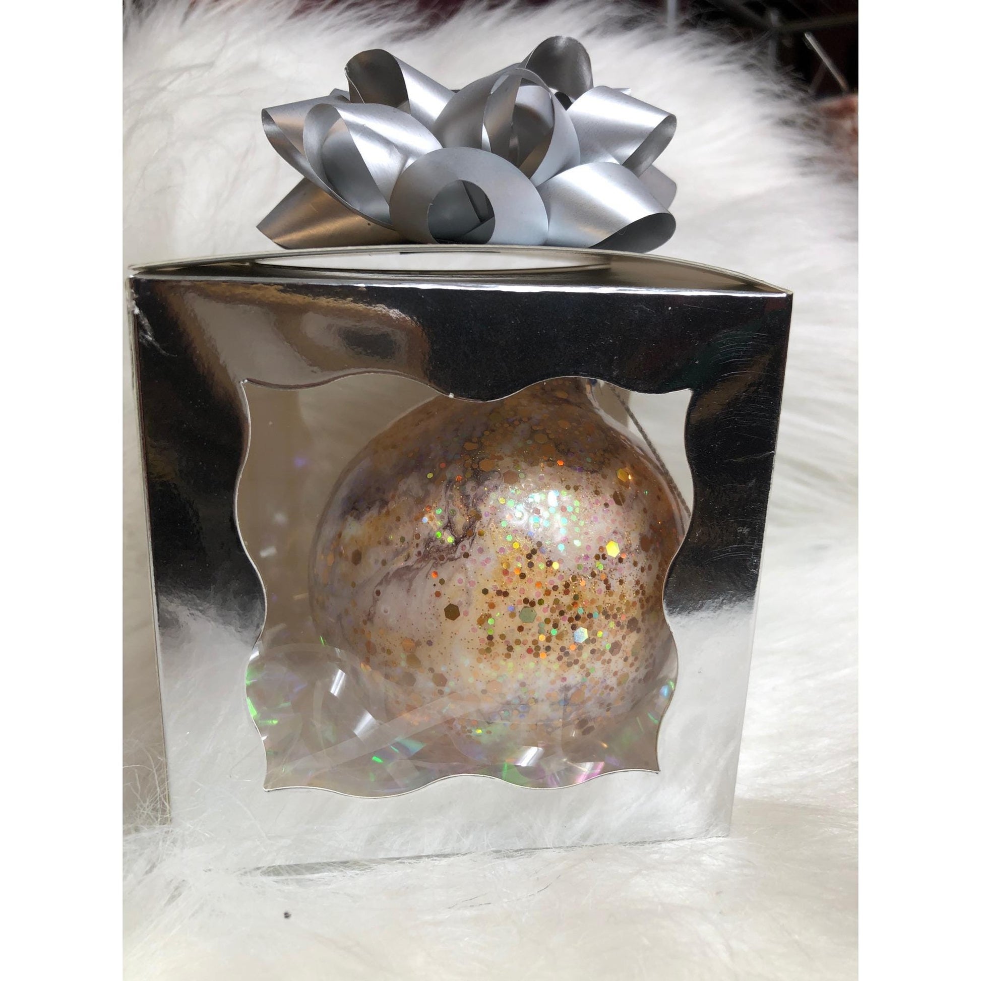 Dazzling Handcrafted Glitter Swirl Glass Christmas Ornament - Festive Holiday Tree Decoration Gift