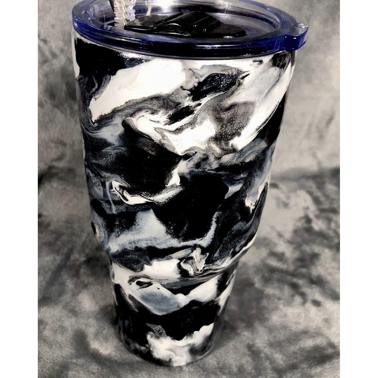 Artistic Alcohol Ink Epoxy Tumbler: Unique Abstract Drinkware Gift - Handmade Custom Resin Cup
