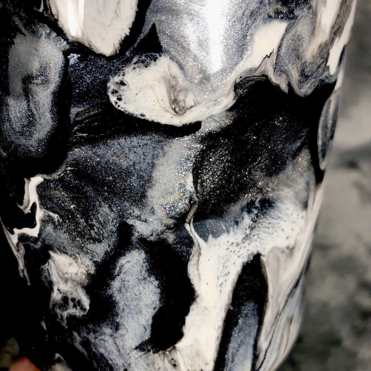 Artistic Alcohol Ink Epoxy Tumbler: Unique Abstract Drinkware Gift - Handmade Custom Resin Cup
