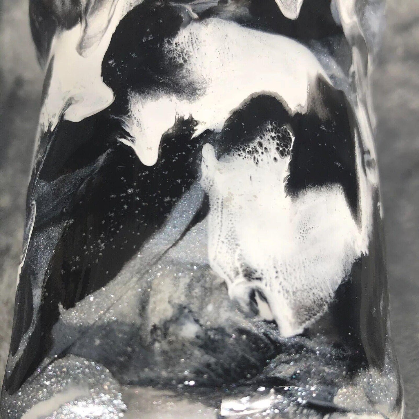 Artistic Alcohol Ink Epoxy Tumbler: Unique Abstract Drinkware Gift - Handmade Custom Resin Cup