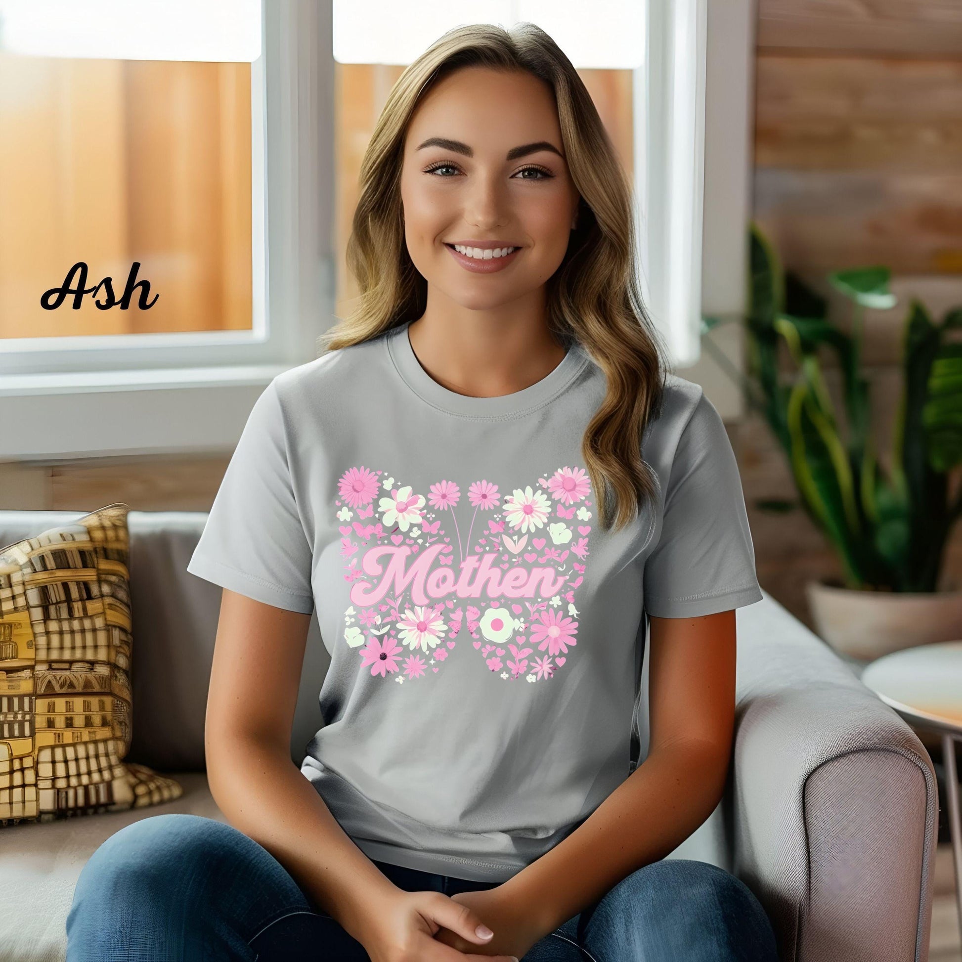 Vintage Floral Mama T-Shirt: Strong Woman Graphic Tee for Mother's Day Gift